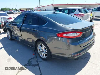 2015 Ford Fusion SE with VIN 3FA6P0H77FR160172, listed as a IAAI auction lot 42088402 with 175,360 mi miles. Bid and sale history available at carsss.com. Image 3.