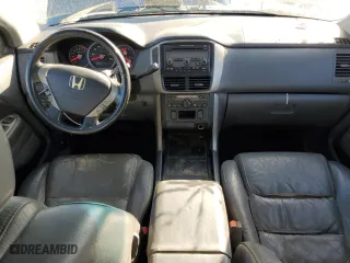 2006 Honda Pilot EX-L with VIN 5FNYF28556B052361, listed as a Copart auction lot 46302235 with 272,628 mi miles and Clean Title. Bid and sale history available at carsss.com. Image 8.
