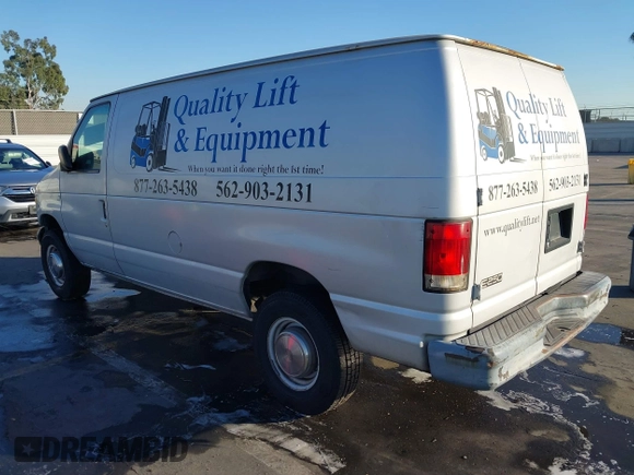 2001 Ford Econoline Cargo Commercial with VIN 1FTNE24L91HA47845, listed as a IAAI auction lot 40928145 with 227,427 mi miles and . Bid and sale history available at carsss.com. Image 3.