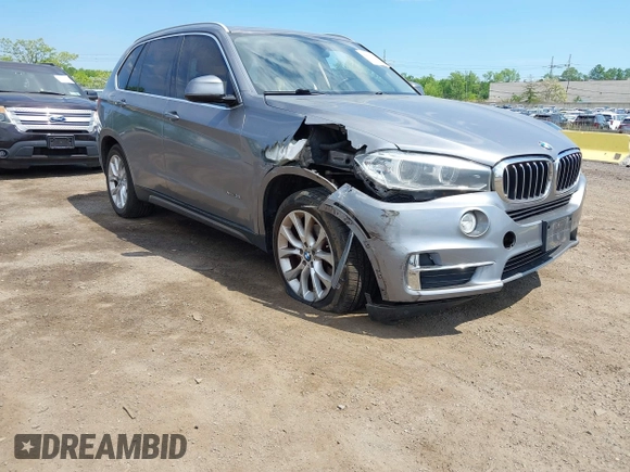 2014 BMW X5 xDrive35i z VIN 5UXKR0C5XE0K43570, wystawiony jako IAAI lot #42211578 z przebiegiem 260 817 mil mil oraz . Historia ofert i sprzedaży dostępna na DreamBid. Obrazek 1.