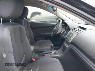 2013 Mazda 6 i Sport with VIN 1YVHZ8BH0D5M04008, listed as a IAAI auction lot 41925974 with 100,880 mi miles. Bid and sale history available at carsss.com. Image 5.