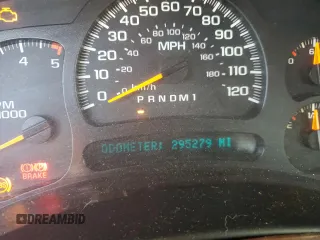2006 Chevrolet Silverado 3500 SRW Wrk Trk with VIN 1GCHK33DX6F143072, listed as a Copart auction lot 47038915 with 295,279 mi miles and Salvage Title. Bid and sale history available at carsss.com. Image 9.
