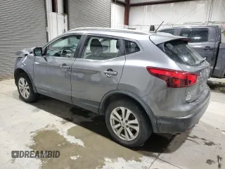 2017 Nissan Rogue SV with VIN JN1BJ1CR1HW132881, listed as a Copart auction lot 45115905 with 61,524 mi miles and Salvage title. Bid and sale history available at DreamBid. Image 2.