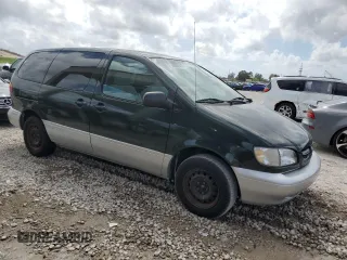 2000 Toyota Sienna CE with VIN 4T3ZF19CXYU224375, listed as a Copart auction lot 51433325 with 147,365 mi miles and Salvage Title. Bid and sale history available at carsss.com. Image 4.