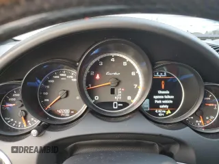 2016 Porsche Cayenne Turbo z VIN WP1AC2A22GLA88192, wystawiony jako Copart lot #86854034 z przebiegiem 42 288 mil mil oraz Szkoda całkowita • Salvage title. Historia ofert i sprzedaży dostępna na DreamBid. Obrazek 9.