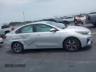 2019 Kia Forte LXS с VIN 3KPF24AD6KE044933, выставлен на аукционе IAAI как лот 42424725 с пробегом 142 854 миль миль и . История ставок и продаж доступна на DreamBid. Изображение 13.