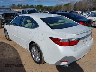 2014 Lexus ES with VIN JTHBK1GG2E2116094, listed as a IAAI auction lot 41728294 with 92,036 mi miles and . Bid and sale history available at carsss.com. Image 3.