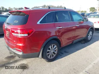 2017 Kia Sorento LX with VIN 5XYPG4A37HG220672, listed as a IAAI auction lot 41949310 with 196,269 mi miles. Bid and sale history available at carsss.com. Image 4.