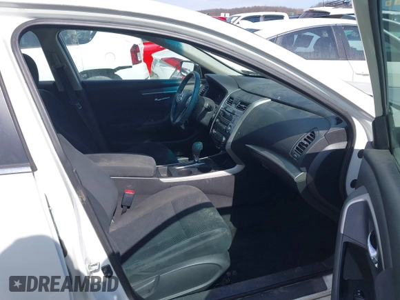 2015 Nissan Altima SL with VIN 1N4AL3AP0FN315097, listed as a IAAI auction lot 41635931 with 104,615 mi miles and . Bid and sale history available at DreamBid. Image 5.