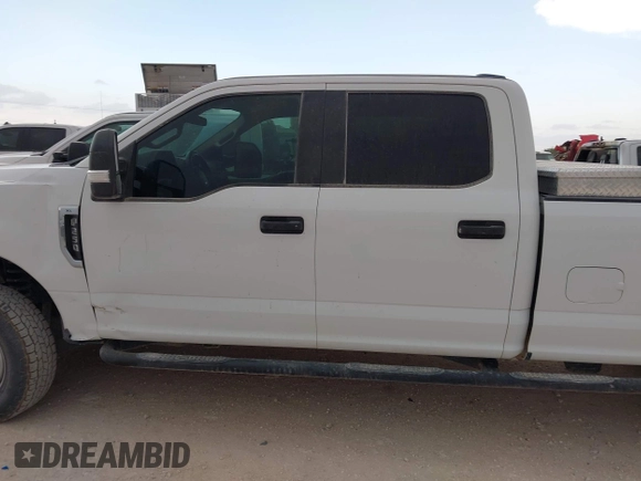 2022 Ford Super Duty F-250 SRW XL with VIN 1FT7W2B65NED42726, listed as a IAAI auction lot 42086238 with 149,594 mi miles. Bid and sale history available at carsss.com. Image 13.