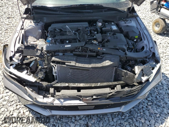 2025 Hyundai Elantra SEL Convenience with VIN KMHLS4DG9SU943131, listed as a Copart auction lot 54518735 with 876 mi miles and Non Repairable. Bid and sale history available at DreamBid. Image 11.