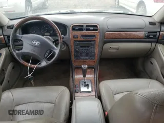 2004 Hyundai XG with VIN KMHFU45E94A332587, listed as a Copart auction lot 60899113 with 206,716 mi miles and Clean Title. Bid and sale history available at carsss.com. Image 8.