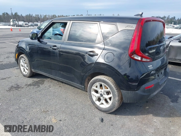 2020 Kia Soul S with VIN KNDJ23AU2L7014639, listed as a IAAI auction lot 41710687 with 99,590 mi miles. Bid and sale history available at carsss.com. Image 3.