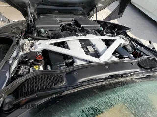2017 Aston Martin DB11 z VIN SCFRMFAV2HGL00765, wystawiony jako Copart lot #79288034 z przebiegiem Nie podano mil oraz Nie do naprawy. Historia ofert i sprzedaży dostępna na DreamBid. Obrazek 11.