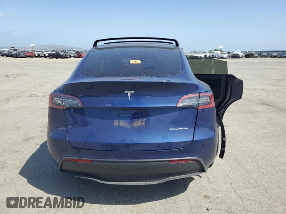 2023 Tesla Model Y Long Range with VIN 7SAYGAEE8PF927092, listed as a Copart auction lot 53917185 with 17,639 mi miles and Salvage Title. Bid and sale history available at DreamBid. Image 6.