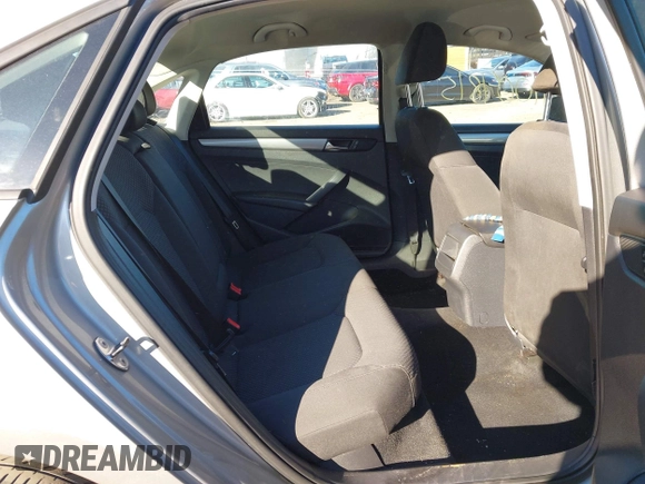 2014 Volkswagen Passat S с VIN 1VWAP7A30EC008863, выставлен на аукционе IAAI как лот 41004815 с пробегом 219 881 миль миль и . История ставок и продаж доступна на DreamBid. Изображение 8.