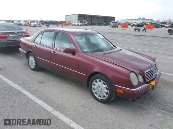 1996 Mercedes-Benz E 320 with VIN WDBJF55F1TJ014578, listed as a IAAI auction lot 41939599 with 115,461 mi miles and . Bid and sale history available at DreamBid. Image 1.