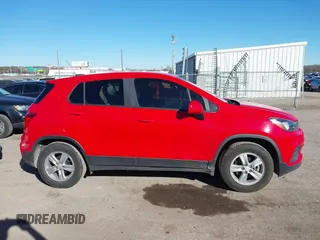 2020 Chevrolet Trax LS with VIN KL7CJKSB7LB352003, listed as a IAAI auction lot 41197201 with 84,000 mi miles. Bid and sale history available at carsss.com. Image 13.