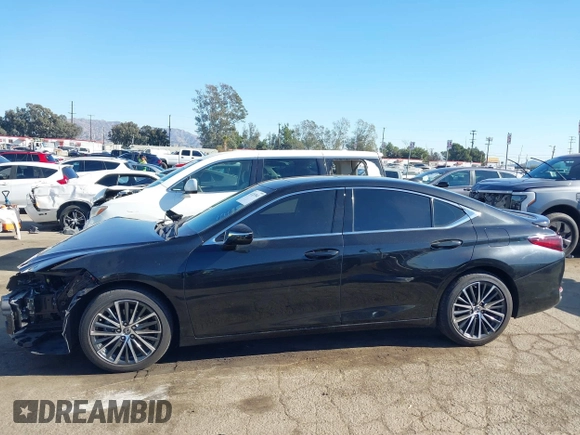2024 Lexus ES with VIN 58ADA1C14RU037460, listed as a IAAI auction lot 41287841 with 46,939 mi miles. Bid and sale history available at carsss.com. Image 14.