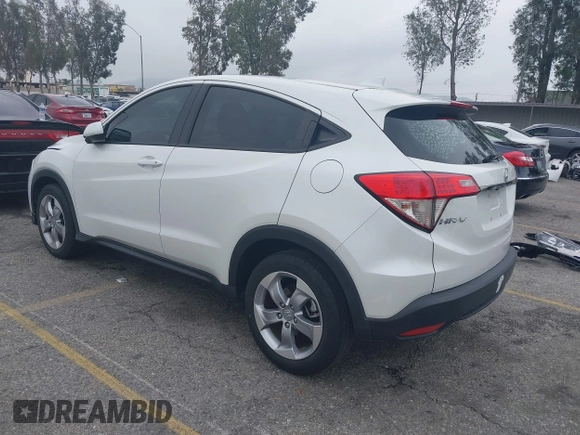 2021 Honda HR-V LX with VIN 3CZRU5H30MM722234, listed as a IAAI auction lot 41885832 with 45,005 mi miles. Bid and sale history available at carsss.com. Image 3.