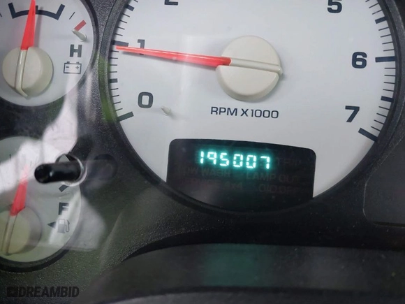 2003 Dodge Ram 1500 ST with VIN 1D7HU18ZX3J555025, listed as a IAAI auction lot 41522993 with 195,007 mi miles. Bid and sale history available at carsss.com. Image 16.