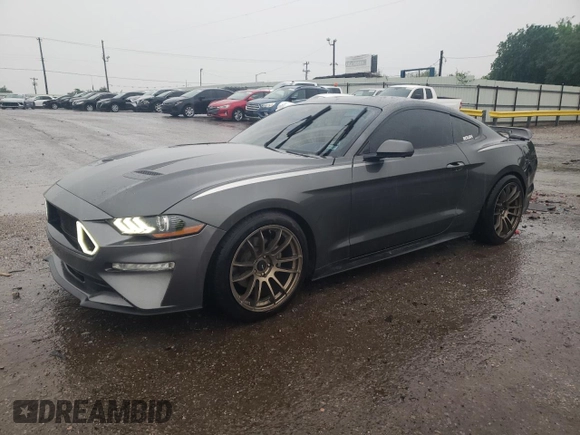 2018 Ford Mustang EcoBoost with VIN 1FA6P8TH5J5128542, listed as a Copart auction lot 54724065 with 97,852 mi miles and Clean Title. Bid and sale history available at carsss.com. Image 1.