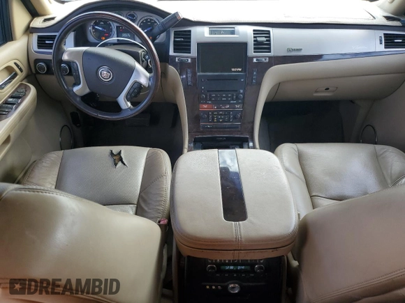 2009 Cadillac Escalade z VIN 1GYFK43589R134714, wystawiony jako Copart lot #48084395 z przebiegiem 154 359 mil mil oraz Czysty tytuł • Clean title. Historia ofert i sprzedaży dostępna na DreamBid. Obrazek 8.