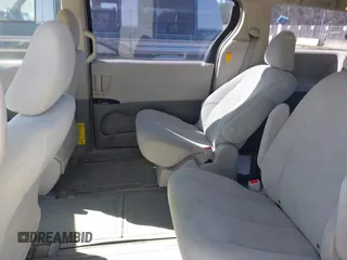 2013 Toyota Sienna L with VIN 5TDZK3DC1DS400675, listed as a IAAI auction lot 42053231 with 85,070 mi miles. Bid and sale history available at carsss.com. Image 8.
