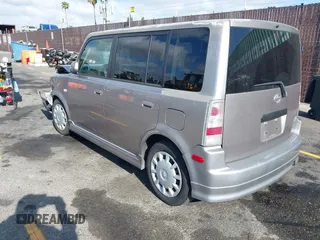 2006 Scion xB z VIN JTLKT324164095644, wystawiony jako IAAI lot #42250124 z przebiegiem 78 369 mil mil oraz . Historia ofert i sprzedaży dostępna na DreamBid. Obrazek 3.