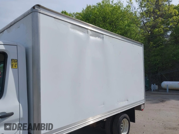 2019 Ford Transit with VIN 1FDBF8ZM1KKA86028, listed as a IAAI auction lot 42165485 with 89,755 mi miles and . Bid and sale history available at DreamBid. Image 6.