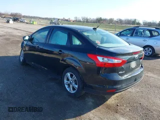 2013 Ford Focus SE with VIN 1FADP3F28DL260843, listed as a IAAI auction lot 41889090 with 131,636 mi miles. Bid and sale history available at carsss.com. Image 3.