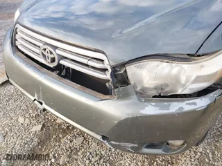 2010 Toyota Highlander SE with VIN 5TDJK3EH5AS031130, listed as a IAAI auction lot 41172229 with 186,511 mi miles. Bid and sale history available at carsss.com. Image 6.