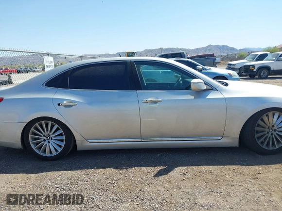 2014 Hyundai Equus Signature with VIN KMHGH4JH6EU080127, listed as a IAAI auction lot 41988215 with 94,349 mi miles and . Bid and sale history available at DreamBid. Image 13.