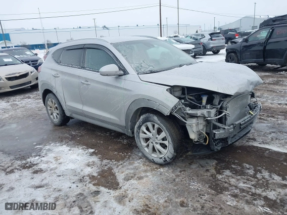 2020 Hyundai Tucson Value with VIN KM8J3CA43LU090462, listed as a IAAI auction lot 41456401 with 66,895 mi miles. Bid and sale history available at carsss.com. Image 1.