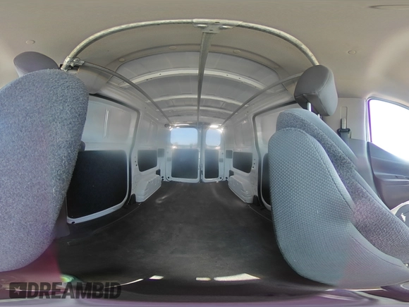 2018 Nissan NV200 SV z VIN 3N6CM0KN0JK704636, wystawiony jako Copart lot #46660035 z przebiegiem 49 707 mil mil oraz Szkoda całkowita • Salvage title. Historia ofert i sprzedaży dostępna na DreamBid. Obrazek 15.
