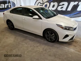2024 Kia Forte LXS with VIN 3KPF24AD0RE733733, listed as a Copart auction lot 55706885 with 31,673 mi miles and Clean Title. Bid and sale history available at DreamBid. Image 4.