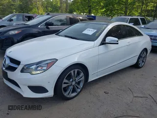 2015 Mercedes-Benz E-Class E 400 with VIN WDDKJ6FB5FF294900, listed as a IAAI auction lot 42067425 with 143,137 mi miles. Bid and sale history available at carsss.com. Image 2.
