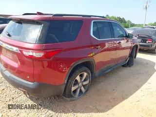 2020 Chevrolet Traverse LT z VIN 1GNERHKW4LJ137167, wystawiony jako IAAI lot #42144005 z przebiegiem 45 053 mil mil oraz . Historia ofert i sprzedaży dostępna na DreamBid. Obrazek 4.