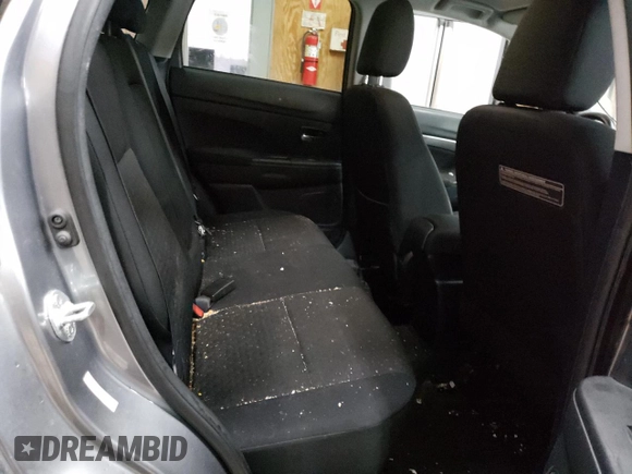 2011 Mitsubishi Outlander SE z VIN JA4AR4AU2BZ023338, wystawiony jako Copart lot #44125975 z przebiegiem 156 342 mil mil oraz Czysty tytuł • Clean title. Historia ofert i sprzedaży dostępna na DreamBid. Obrazek 11.