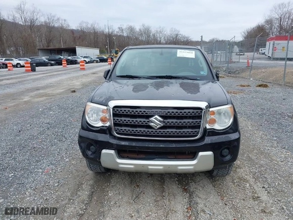 2012 Suzuki Equator with VIN 5Z62D0CT5CC472637, listed as a IAAI auction lot 41513660 with 70,359 mi miles. Bid and sale history available at carsss.com. Image 12.
