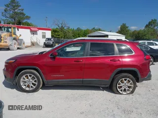 2017 Jeep Cherokee Latitude with VIN 1C4PJLCS6HW604607, listed as a IAAI auction lot 42026228 with 164,934 mi miles and . Bid and sale history available at carsss.com. Image 14.
