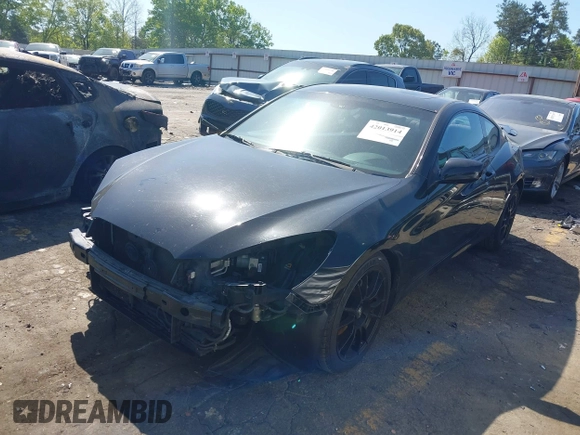 2010 Hyundai Genesis Coupe z VIN KMHHT6KDXAU015933, wystawiony jako IAAI lot #42013914 z przebiegiem 199 831 mil mil oraz . Historia ofert i sprzedaży dostępna na DreamBid. Obrazek 17.