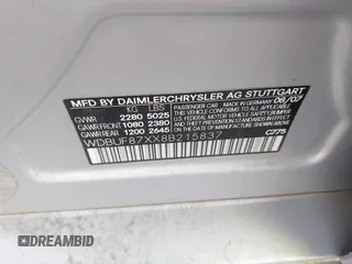 2008 Mercedes-Benz E 350 Luxury z VIN WDBUF87XX8B215837, wystawiony jako IAAI lot #40380820 z przebiegiem 116 170 mil mil oraz . Historia ofert i sprzedaży dostępna na DreamBid. Obrazek 9.