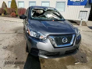 2020 Nissan Kicks S z VIN 3N1CP5BV0LL506033, wystawiony jako Copart lot #86300524 z przebiegiem Nie podano mil oraz Szkoda całkowita • Salvage title. Historia ofert i sprzedaży dostępna na DreamBid. Obrazek 13.