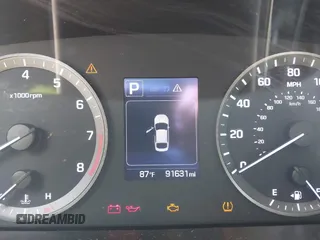 2016 Hyundai Sonata SE z VIN 5NPE24AF6GH276416, wystawiony jako IAAI lot #42483029 z przebiegiem 91 631 mil mil oraz . Historia ofert i sprzedaży dostępna na DreamBid. Obrazek 7.