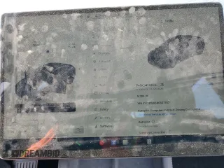 2024 Tesla Model 3 z VIN 5YJ3E1EA5RF857757, wystawiony jako Copart lot #45758385 z przebiegiem 5364 mil mil oraz Szkody całkowita. Historia ofert i sprzedaży dostępna na DreamBid. Obrazek 9.