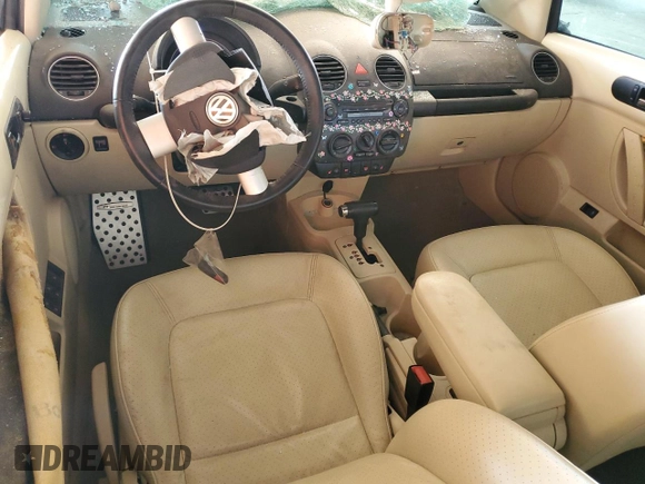 2007 Volkswagen Beetle with VIN 3VWSG31Y47M420763, listed as a Copart auction lot 61287725 with 55,238 mi miles and Salvage title. Bid and sale history available at DreamBid. Image 8.