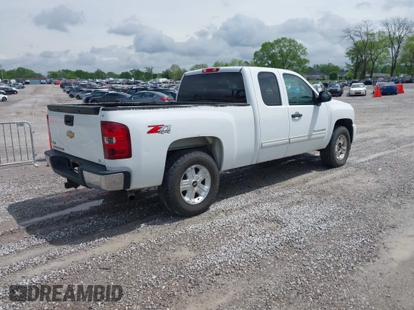 2009 Chevrolet Silverado 1500 LT with VIN 1GCEK290X9Z291310, listed as a IAAI auction lot 42055477 with 154,712 mi miles and . Bid and sale history available at DreamBid. Image 4.