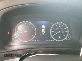 2016 Hyundai Equus Ultimate with VIN KMHGH4JH6GU104963, listed as a Copart auction lot 52130255 with 93,706 mi miles and Salvage Title. Bid and sale history available at DreamBid. Image 9.