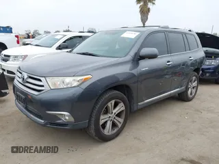 2011 Toyota Highlander Limited with VIN 5TDYK3EH3BS028078, listed as a IAAI auction lot 42098186 with 137,261 mi miles and . Bid and sale history available at DreamBid. Image 18.